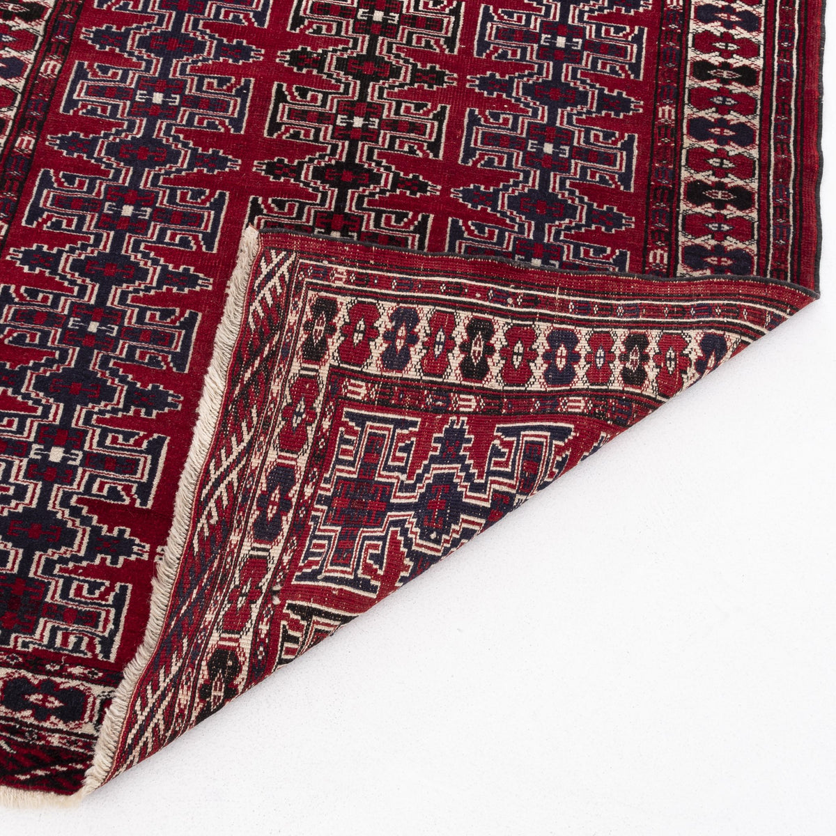 Nagida - (3'10" x 5'5") Oriental Turkish Rug