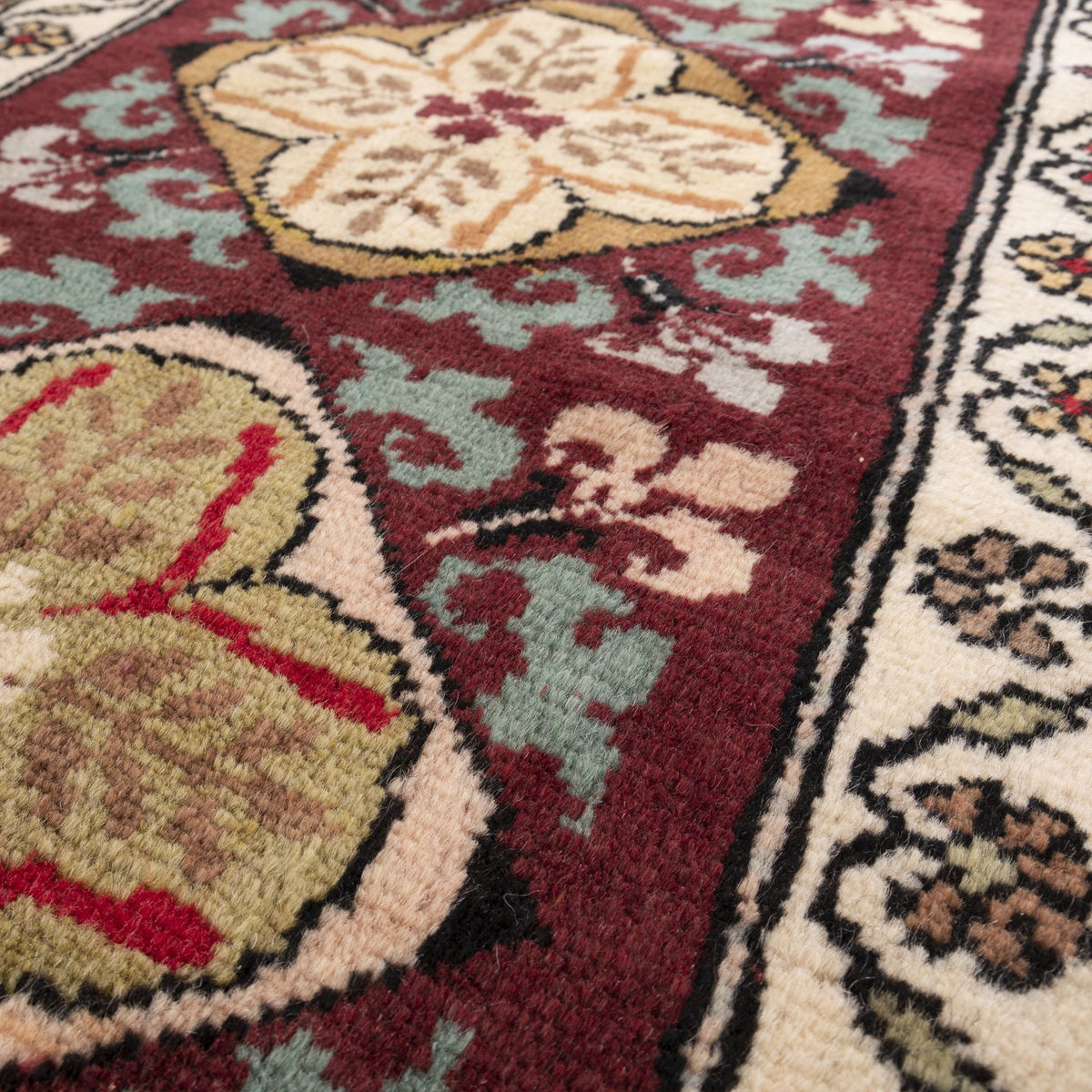 Nikeforos - (3'10" x 7'2") Vintage Turkish Rug