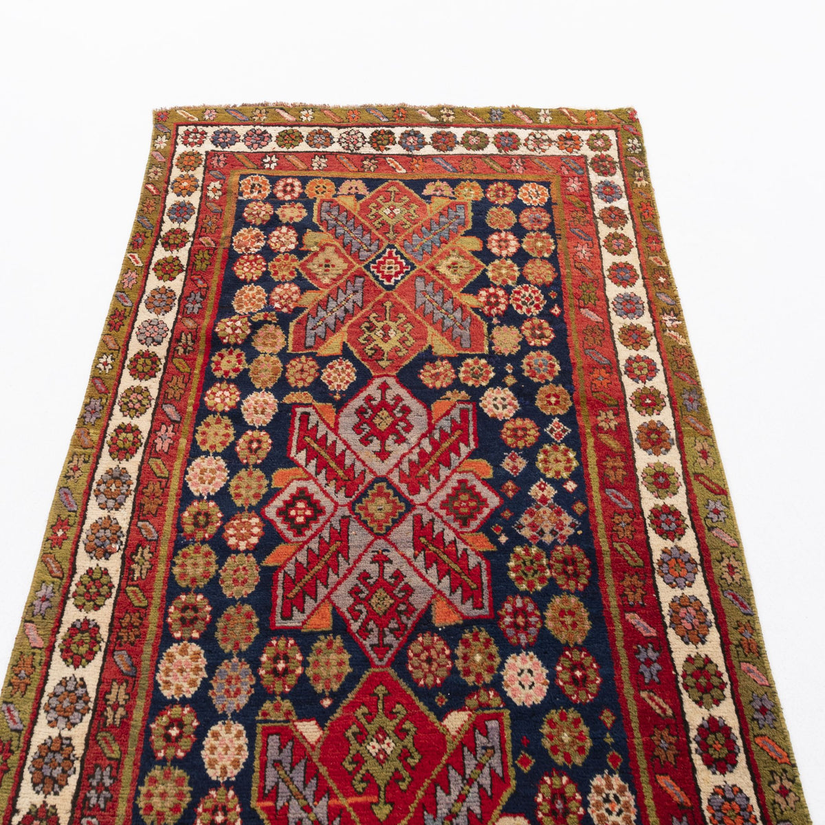 Xarmandali - (3'5" x 8'2") Oriental Turkish Rug