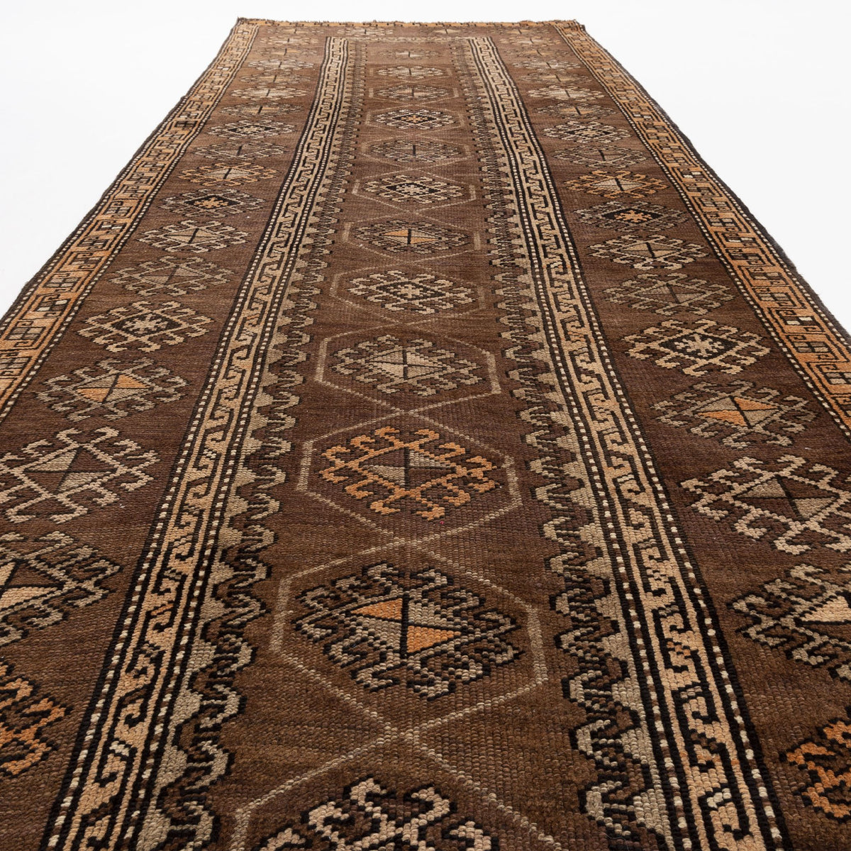 Araman - (4'2" x 12'7") Oriental Turkish Rug