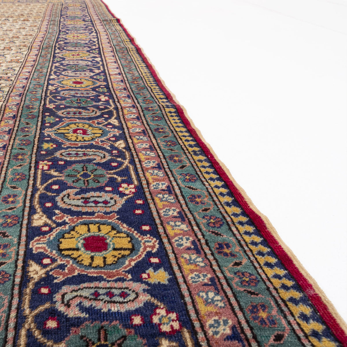 Gortyna - (6'7" x 10') Oriental Turkish Rug