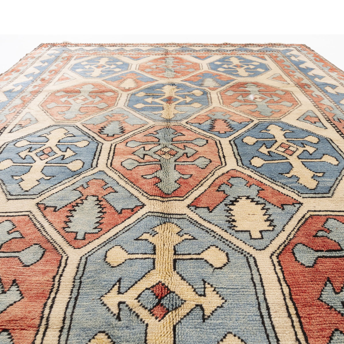 Nahitiya - (6'6" x 9'4") Vintage Turkish Rug