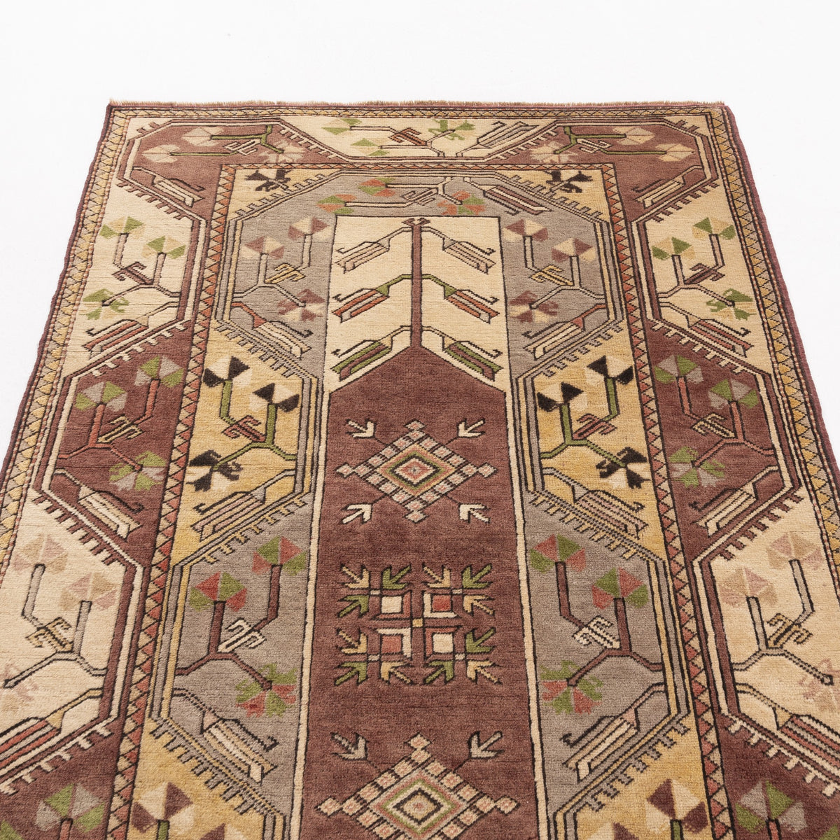 Elbirek - (3'11" x 6'11") Oriental Turkish Rug