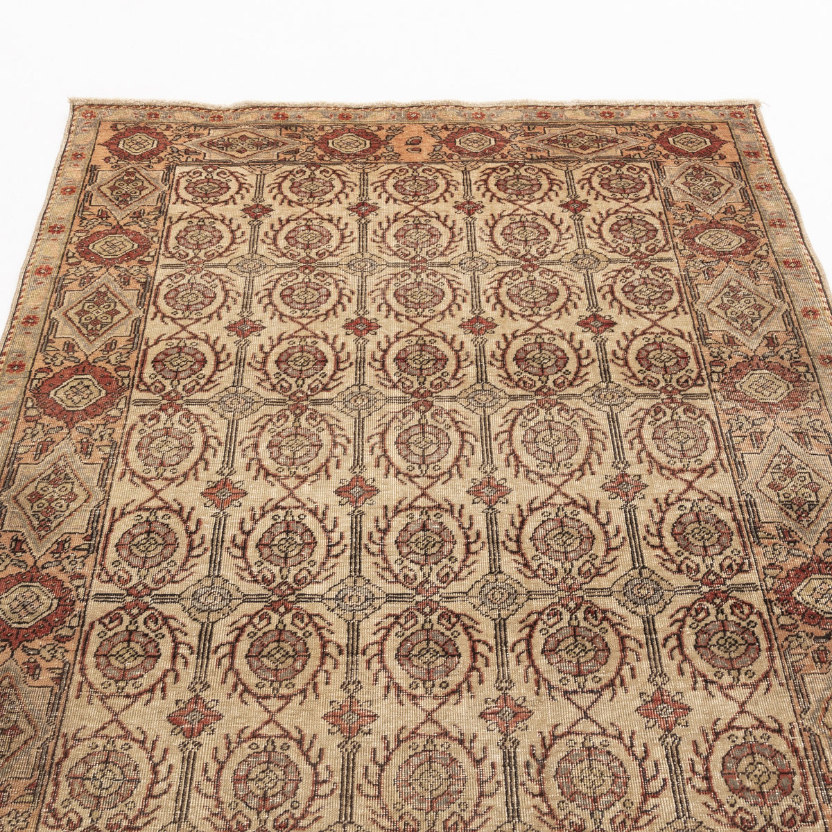 Olbasa - (4'6" x 7'1") Oriental Turkish Rug