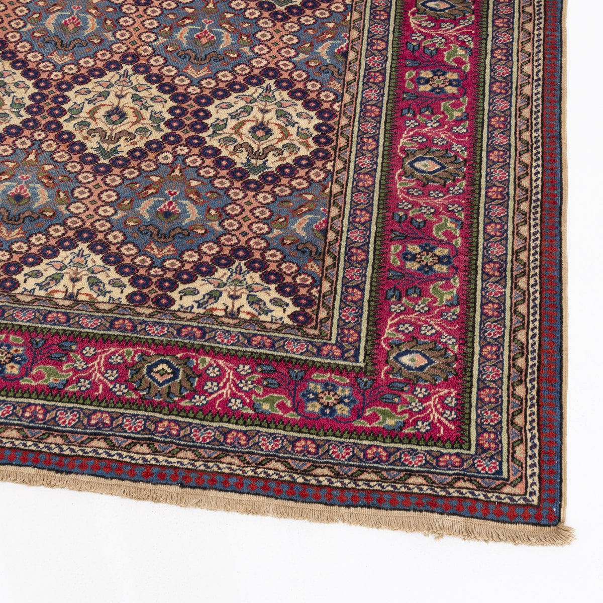 Surmalu - (6'8" x 9'9") Oriental Turkish Rug