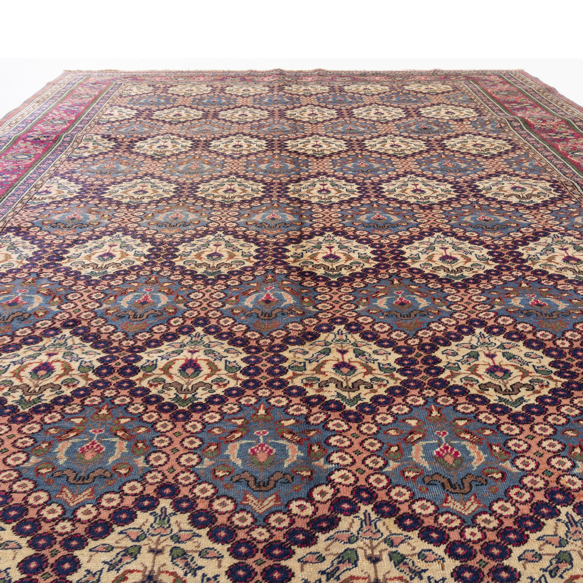 Surmalu - (6'8" x 9'9") Oriental Turkish Rug