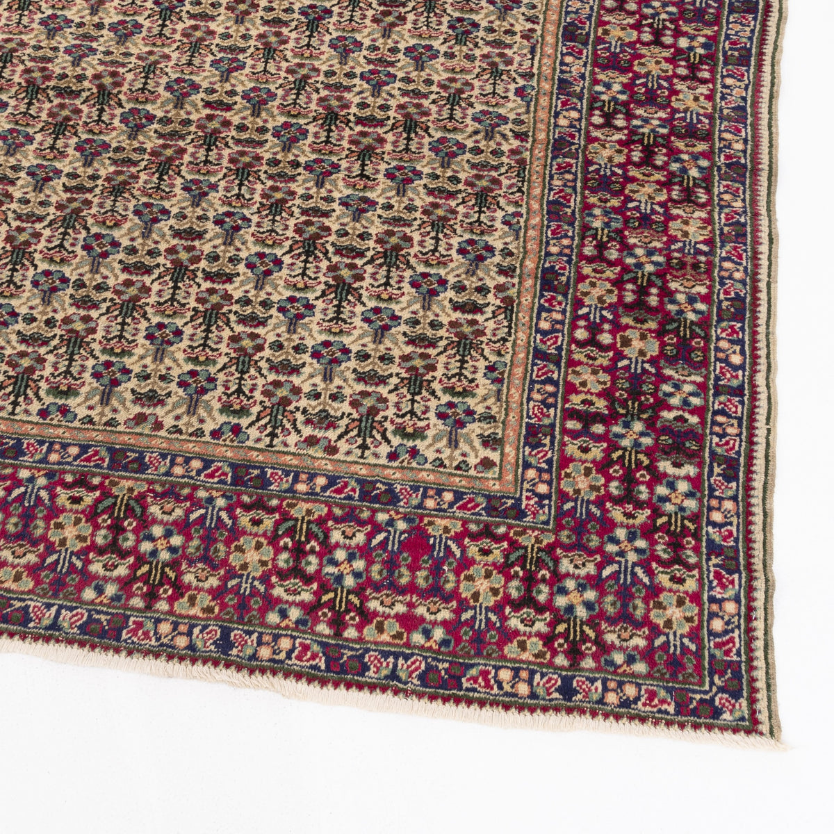 Helvan - (6'9" x 9'4") Oriental Turkish Rug