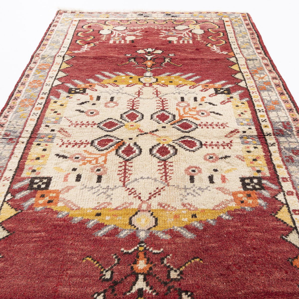 Malabeyri - (2'10" x 5'6") Oriental Turkish Rug