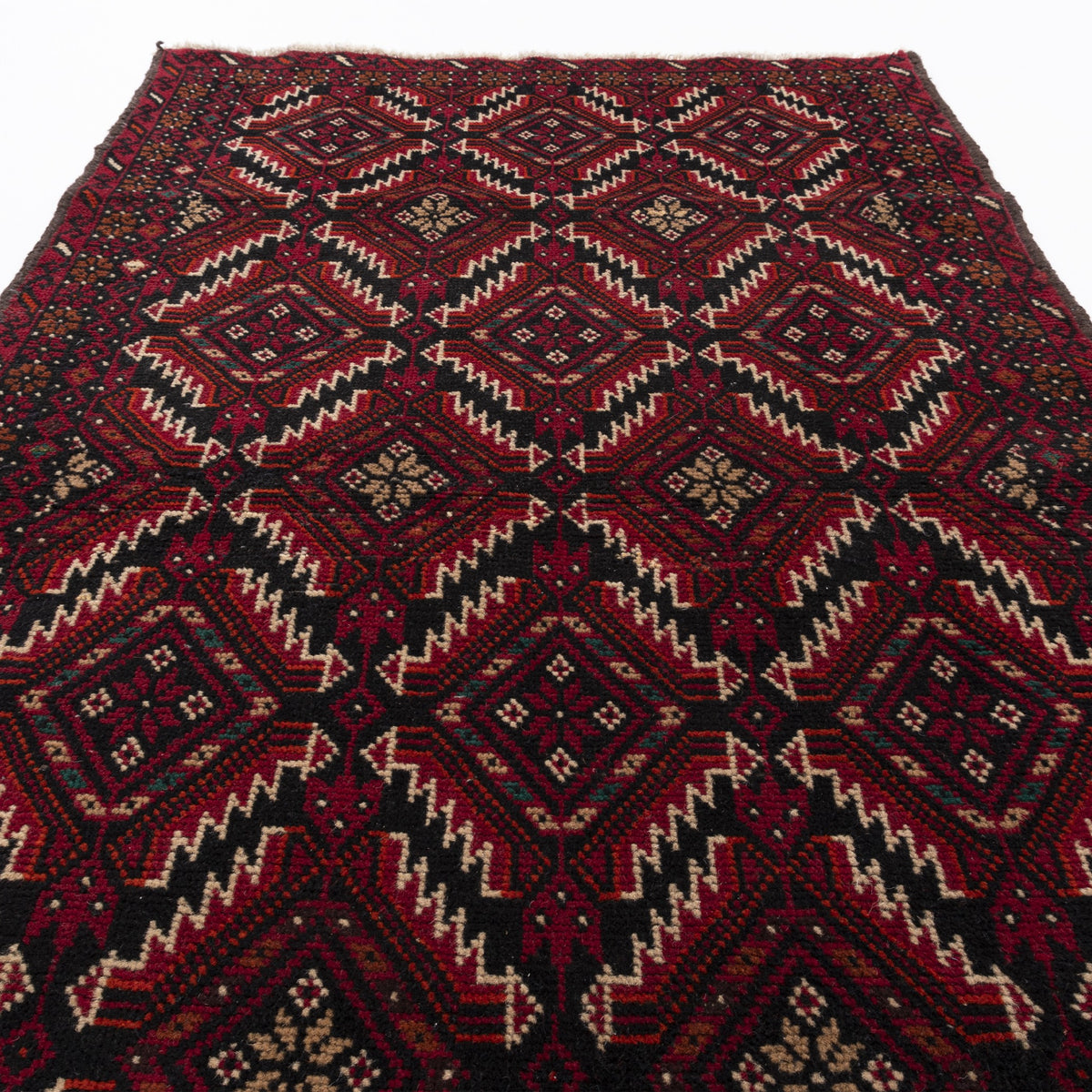 Keviskar - (3'3" x 5'11") Oriental Turkish Rug