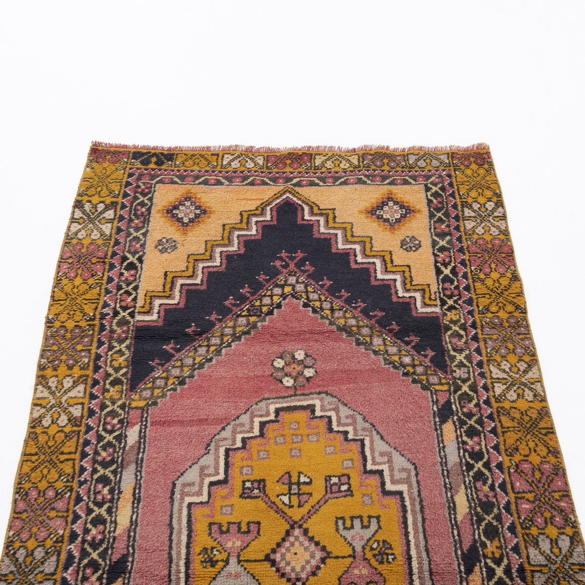 Kurdoglu - (3'7" x 6'8") Oriental Turkish Rug