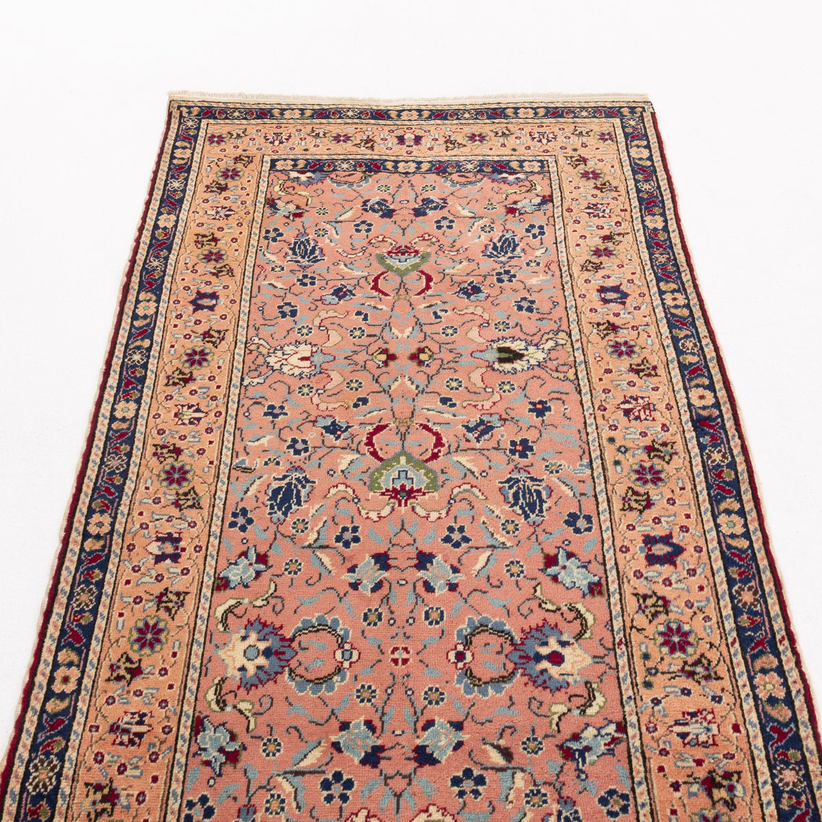 Prymnesia - (3'3" x 9'9") Oriental Turkish Rug