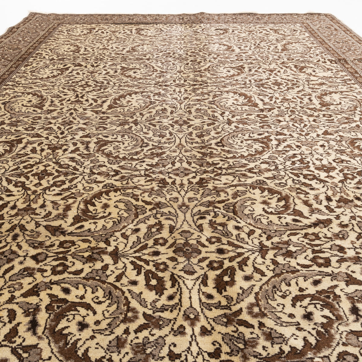 Cemaldini - (6'5" x 9'7") Oriental Turkish Rug