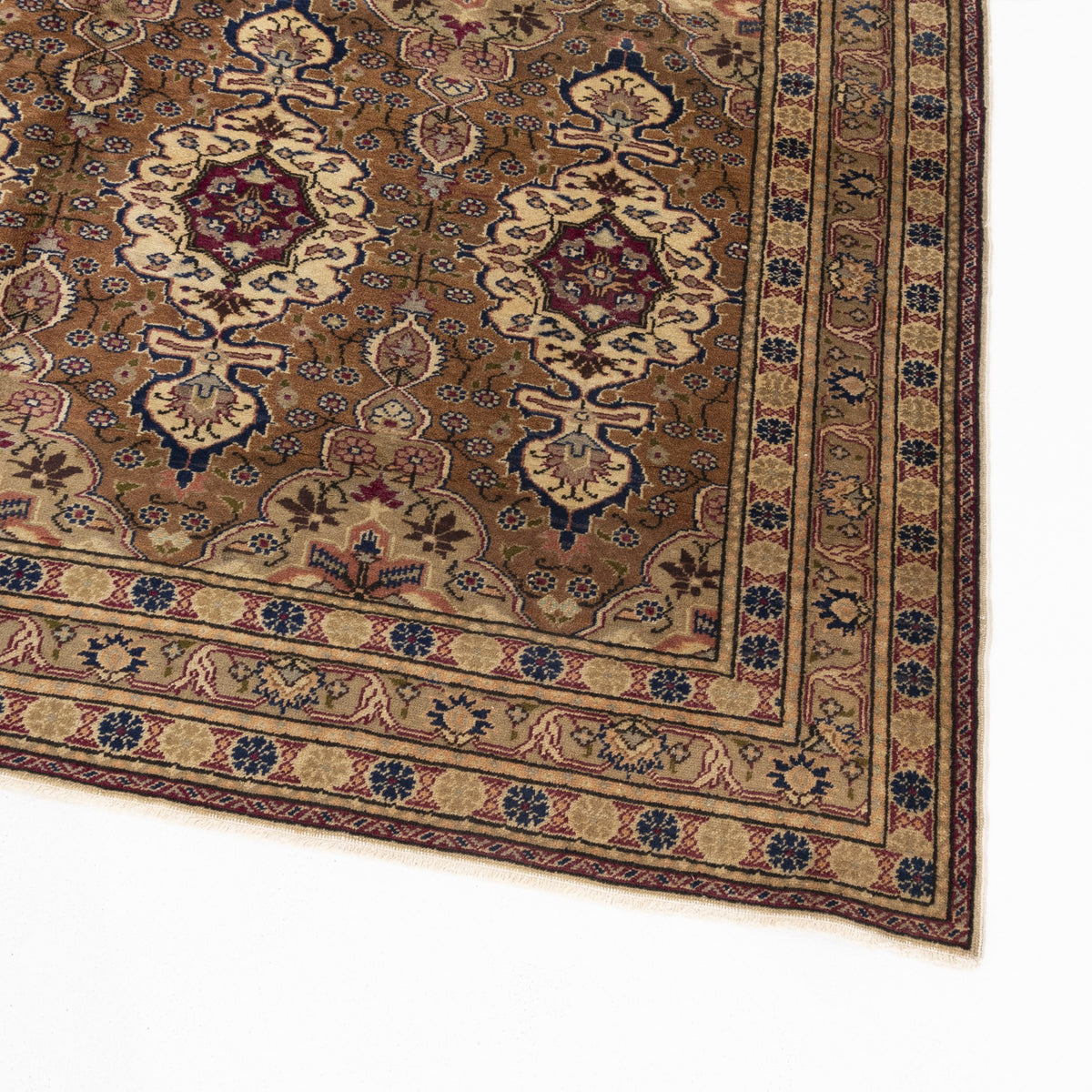 Daraheni - (6'4" x 9'5") Oriental Turkish Rug