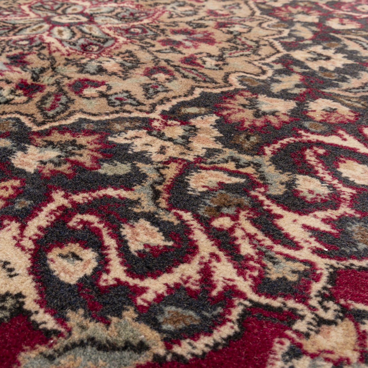 Haidaranli - (6'6" x 9'6") Oriental Turkish Rug