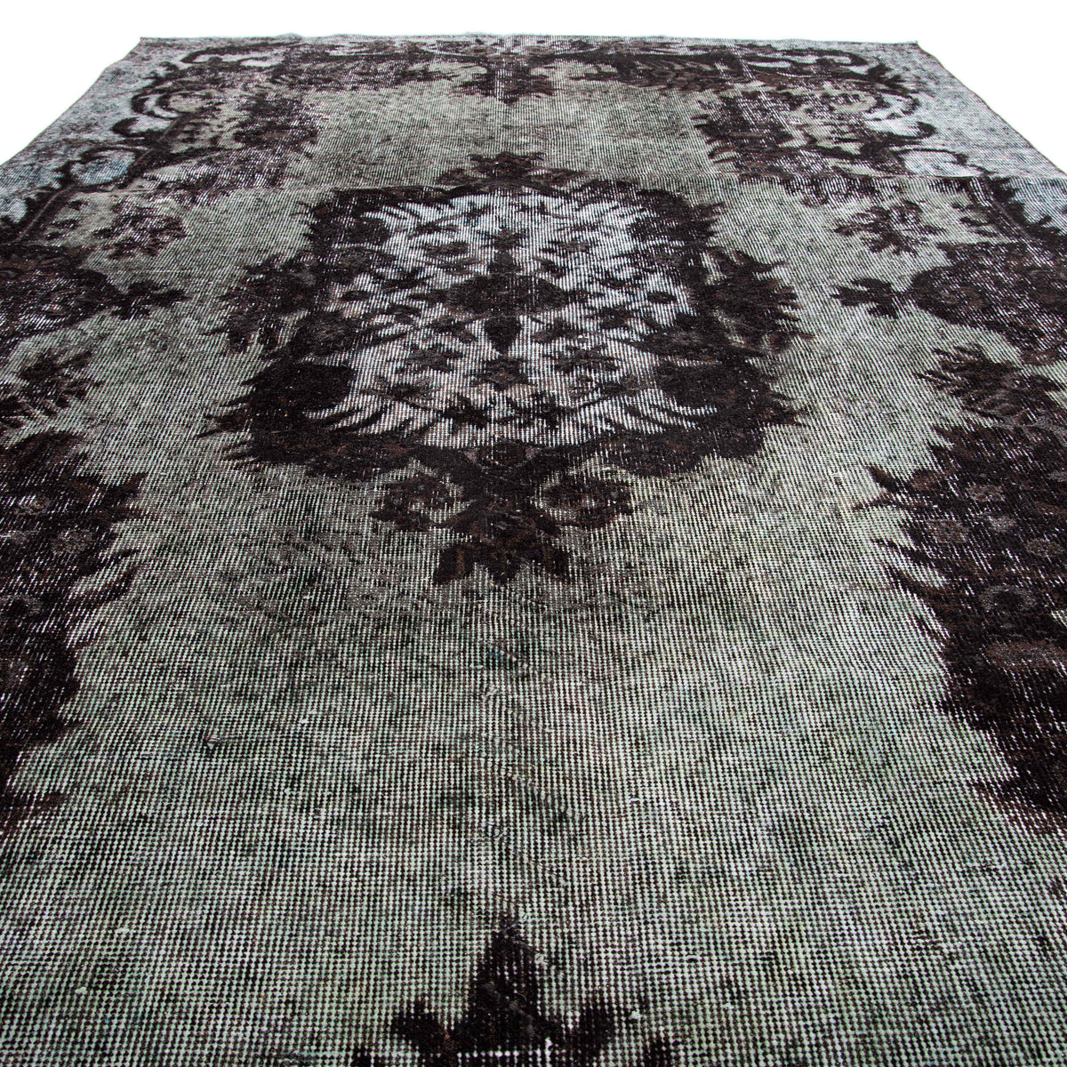 Berdan - (5'5" x 9'5") Vintage Turkish Rug