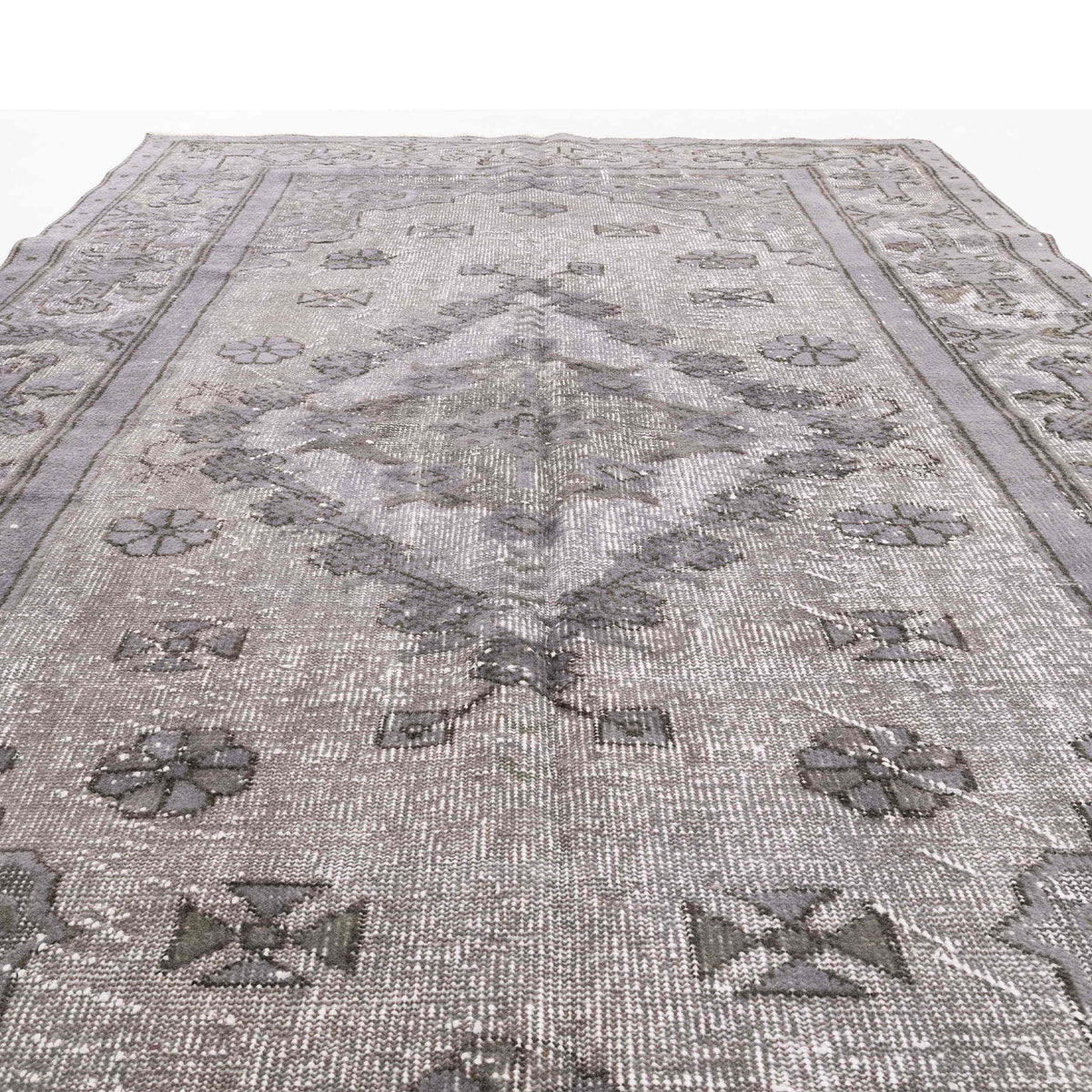 Dumana - (6'1" x 9'10") Vintage Turkish Rug