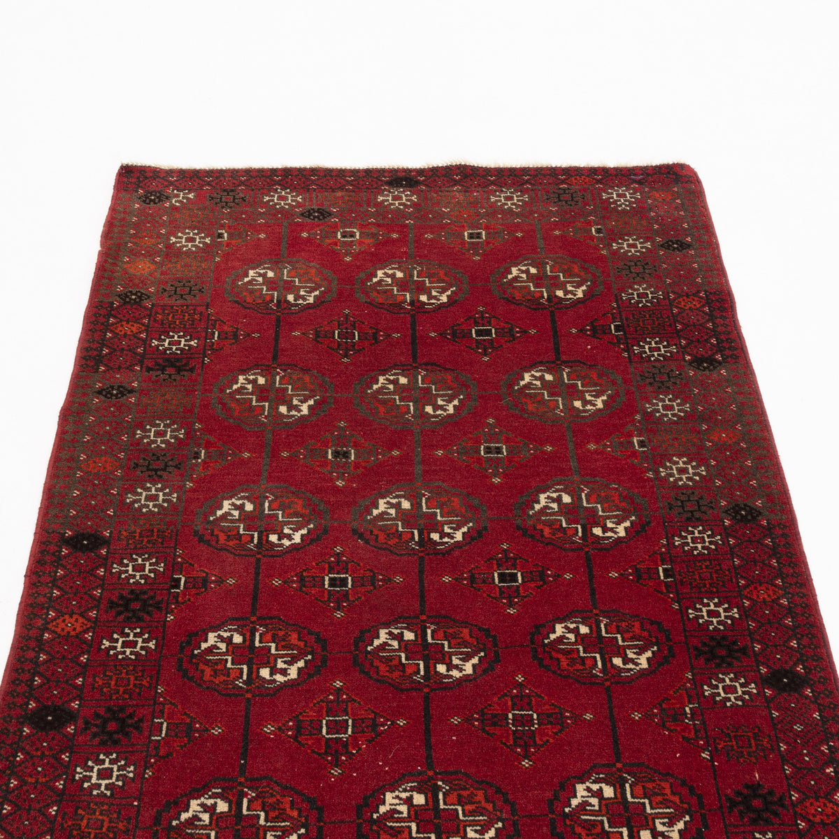 Giravi - (3'7" x 5'2") Oriental Turkish Rug