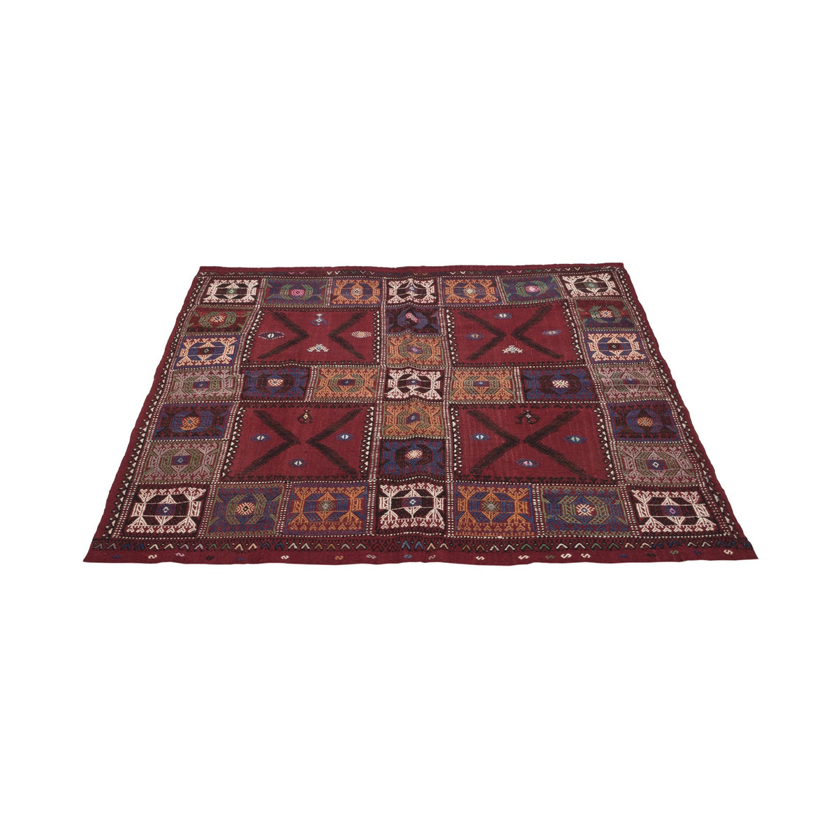 Ikonion - (4'1'' x 4'11'') Vintage Turkish Kilim