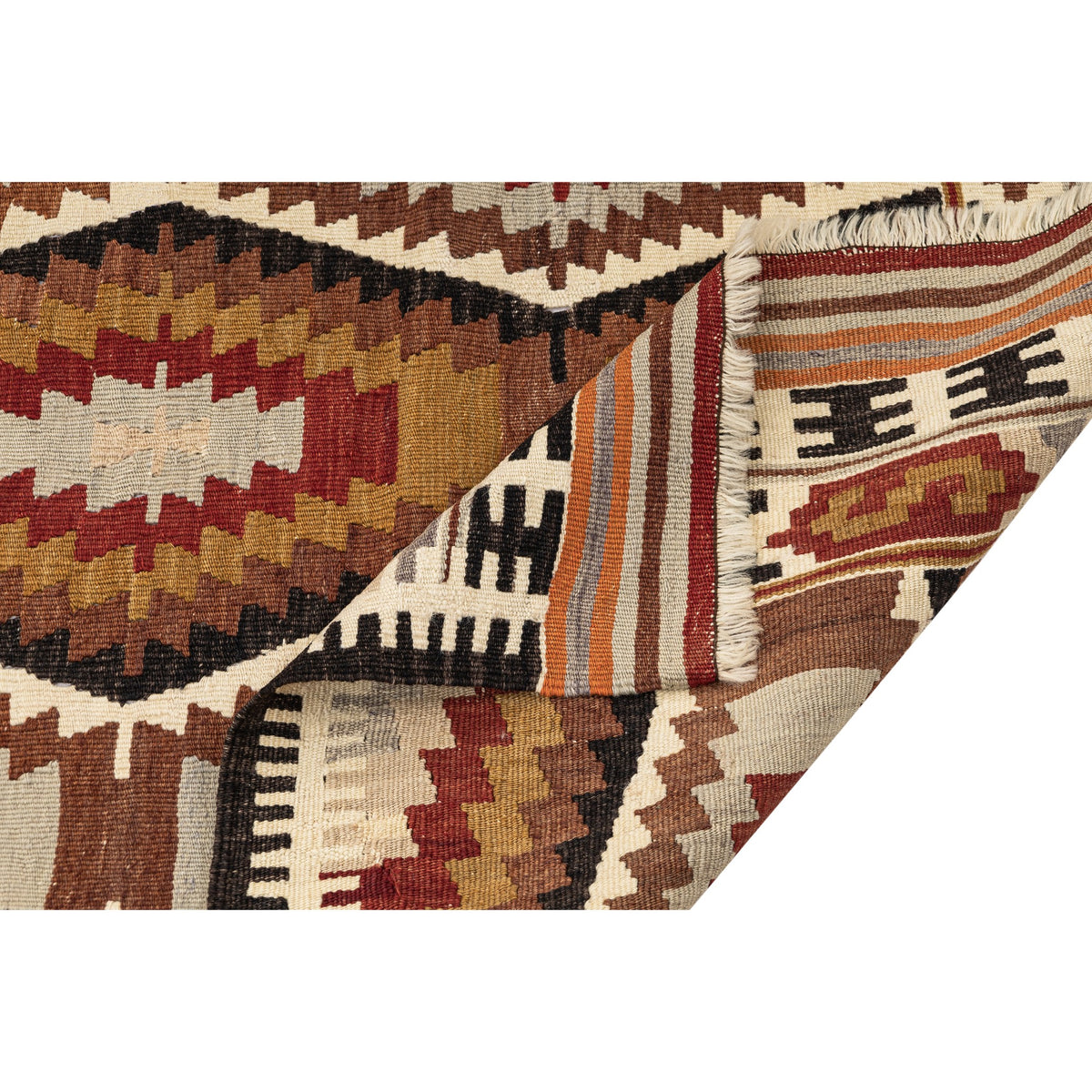 Vilnan - (5'5'' x 7'11'') Vintage Turkish Kilim