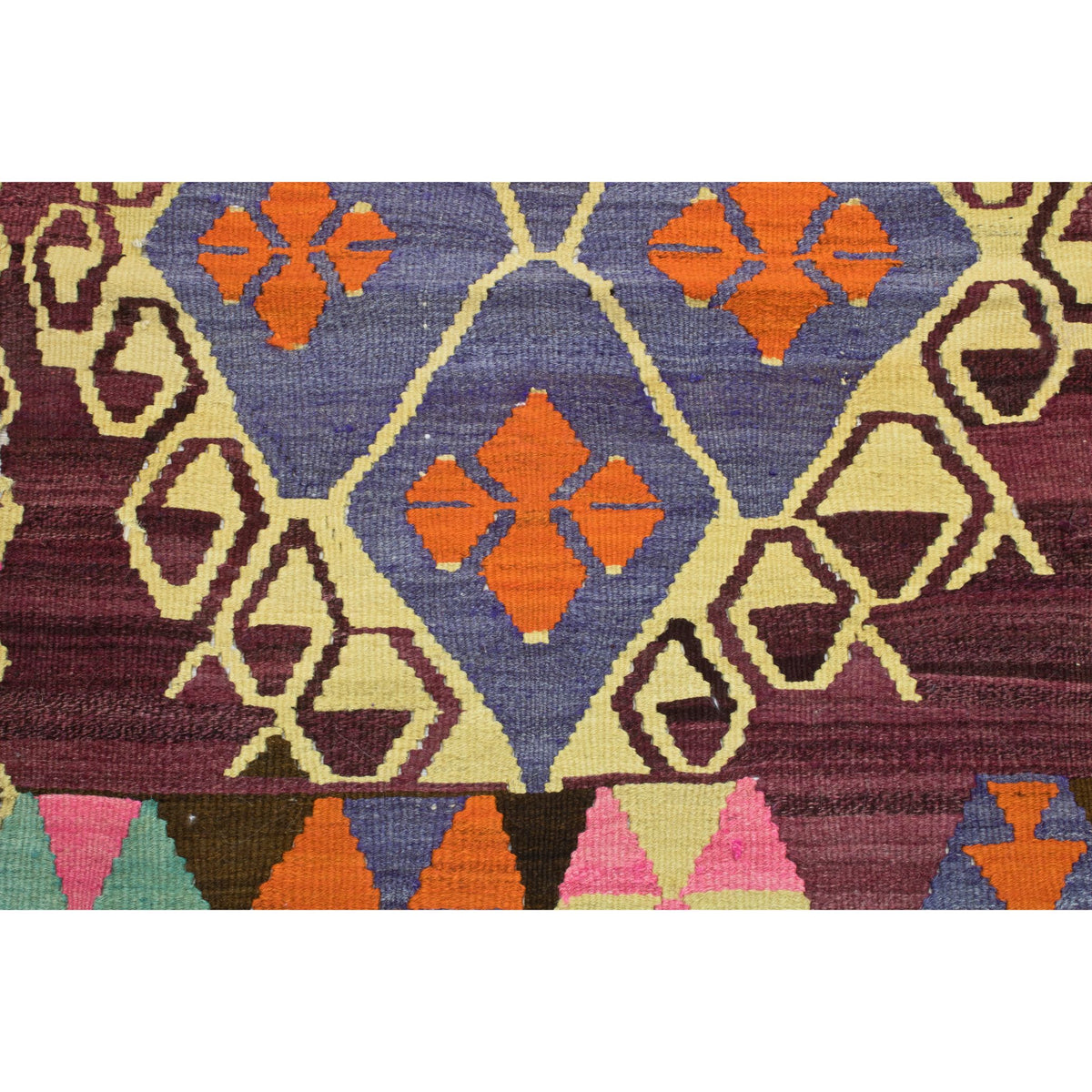 Ibasta - (6'1'' x 7'3'') Vintage Turkish Kilim