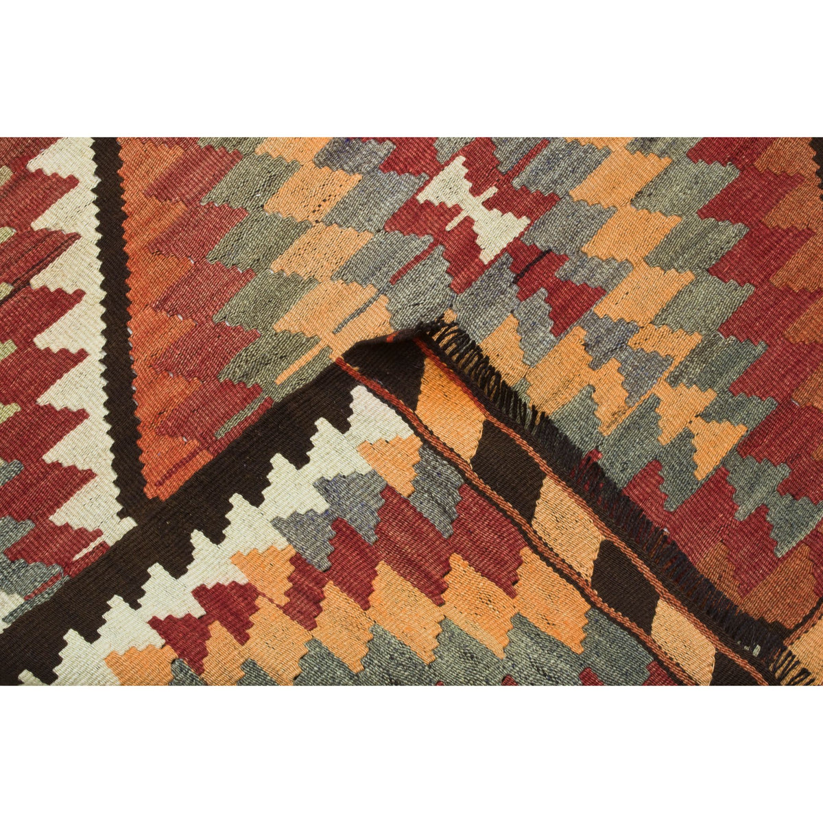 Alata - (3'7'' x 10'7'') Vintage Turkish Kilim