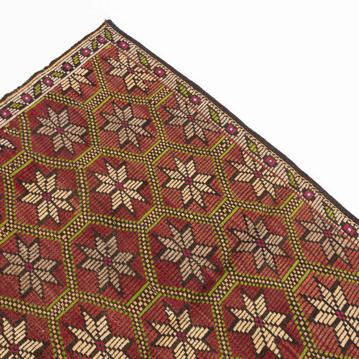 Megrakom - (5'9'' x 10'5'') Vintage Turkish Kilim