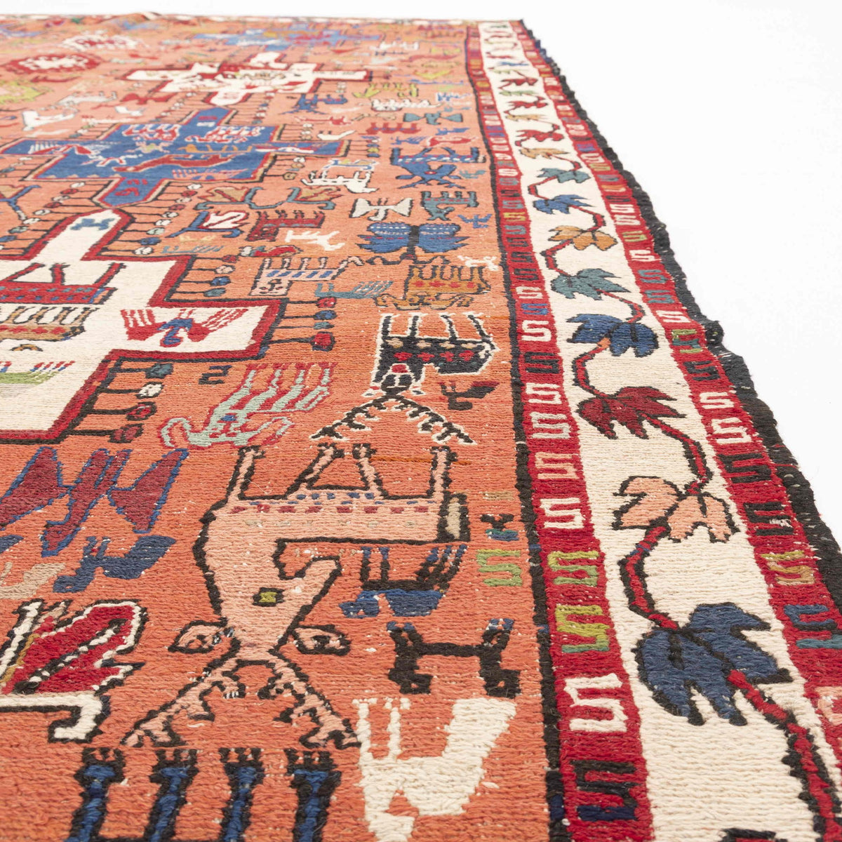 Arinche - (6'7'' x 9'9'') Vintage Turkish Kilim