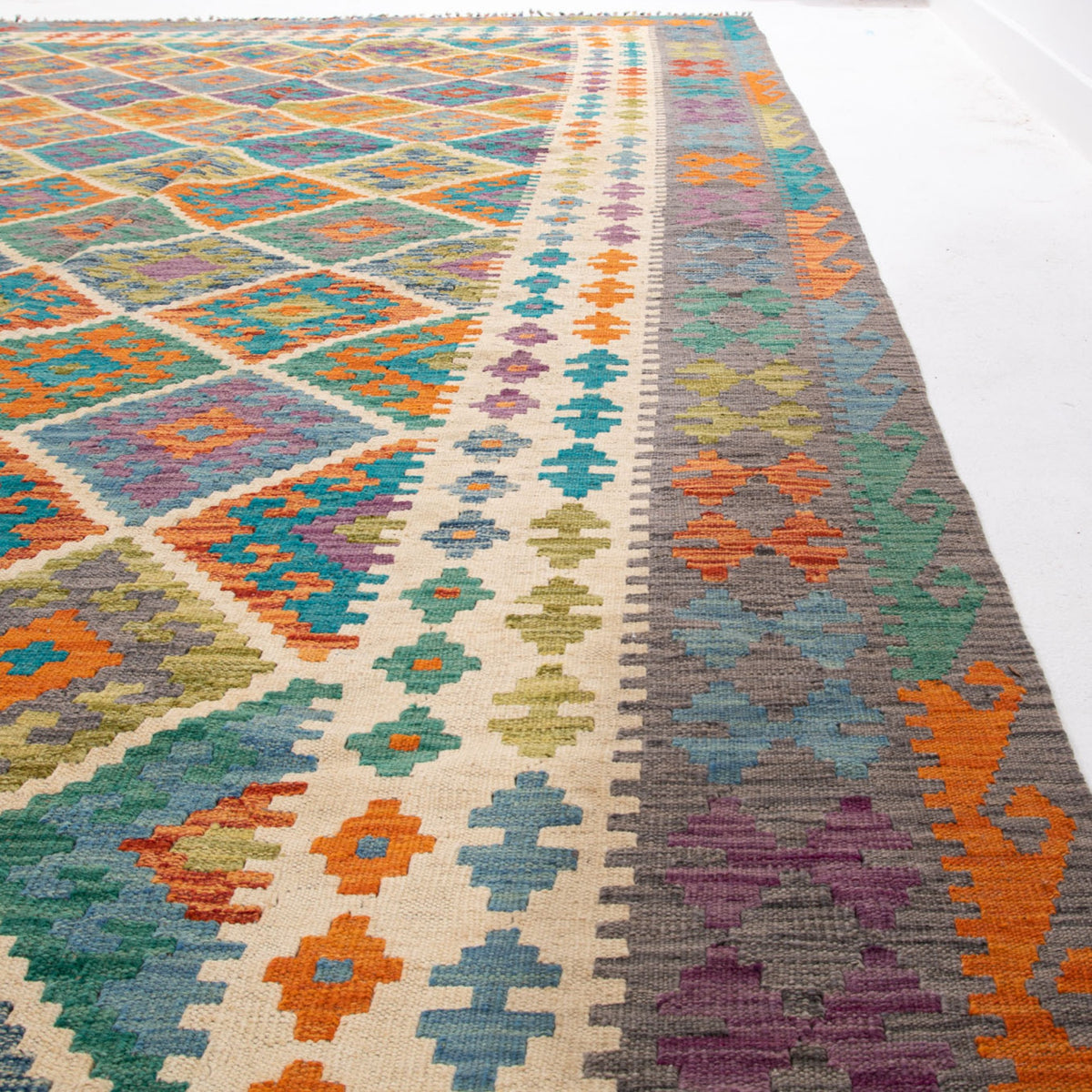 Divalan - (10' x 16'4'') Vintage Turkish Kilim