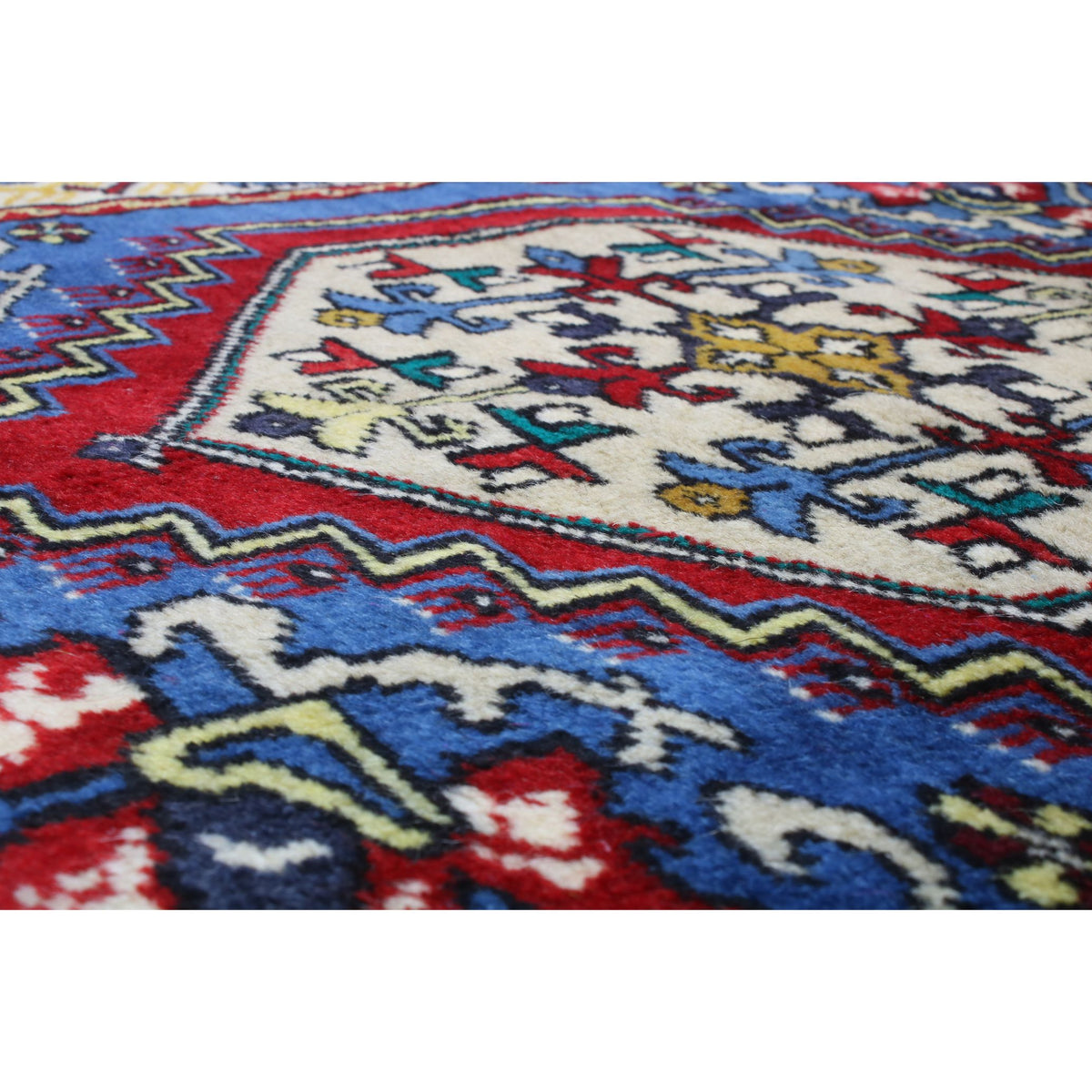 Arakliya - (2'4" x 2'4") Anatolian Turkish Rug