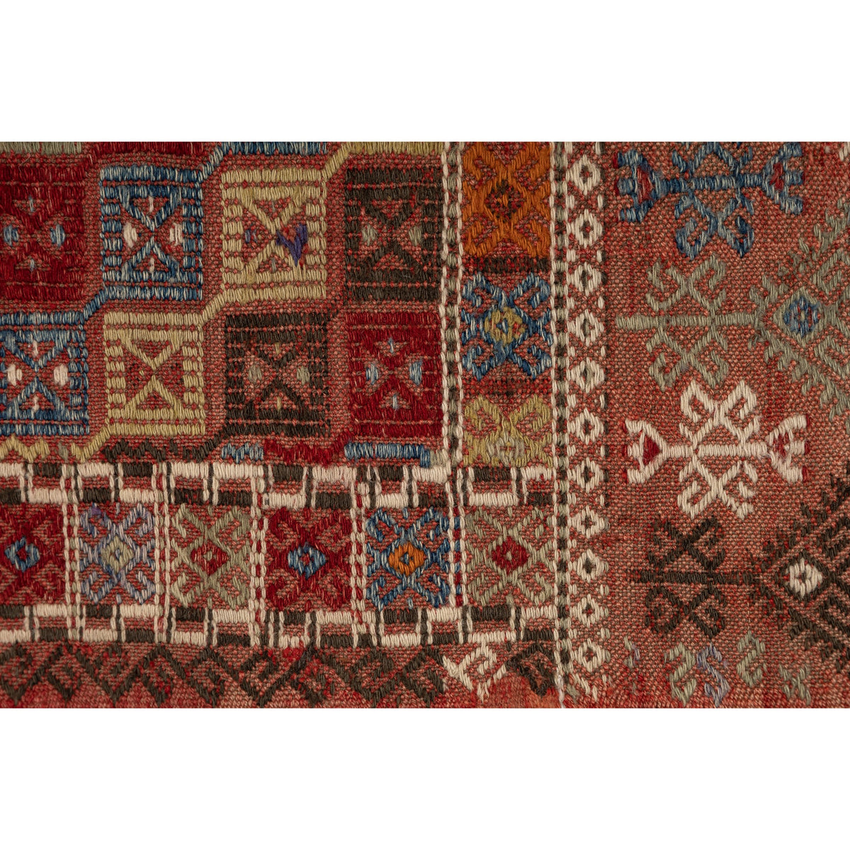 Lampron - (5'1'' x 7'8'') Vintage Turkish Kilim