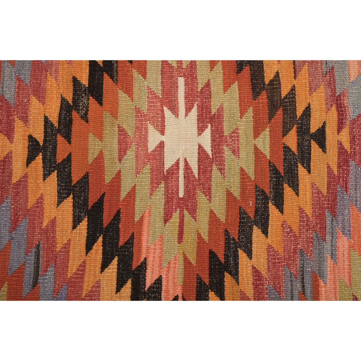 Chepni - (5'9" x 8'7") Vintage Turkish Kilim