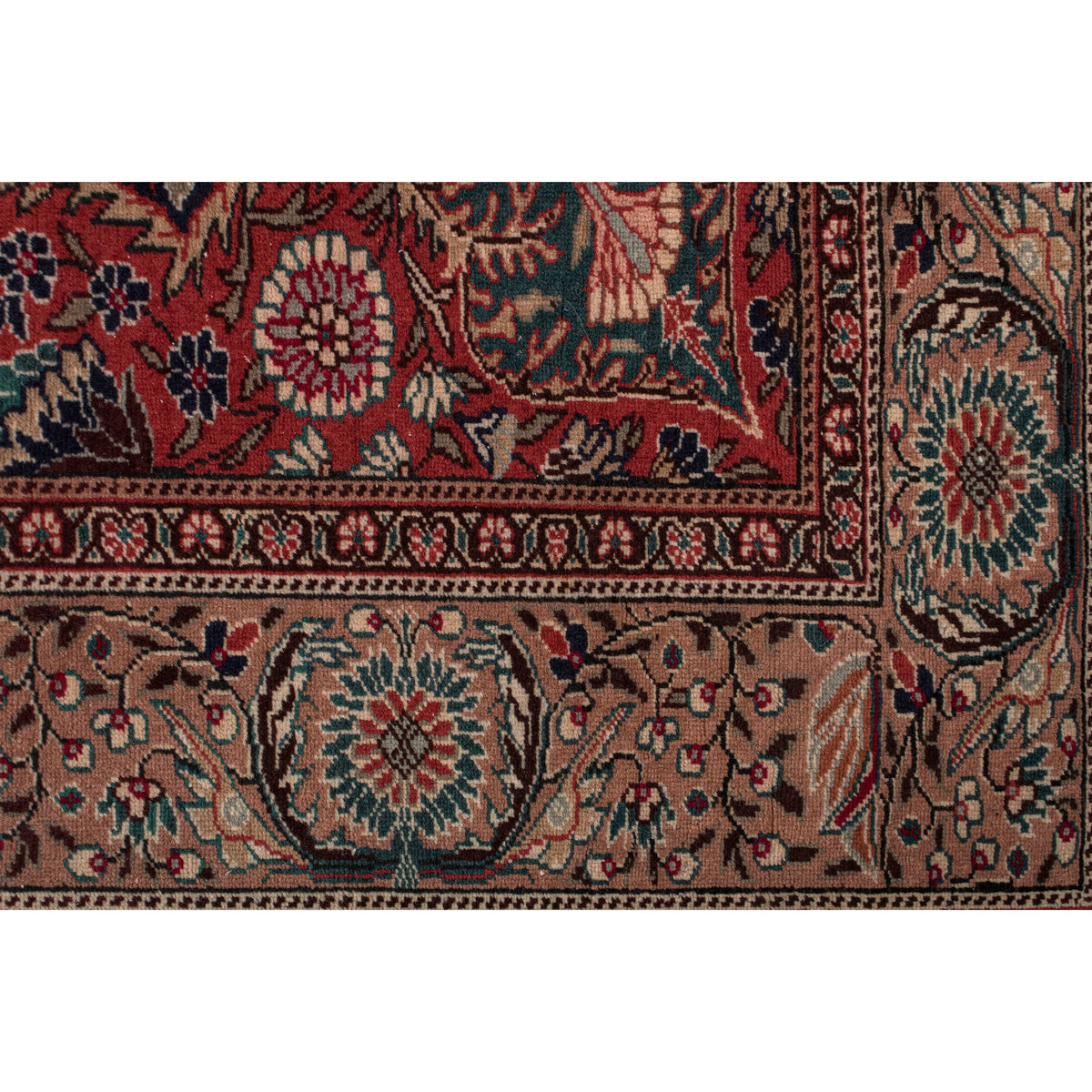 Golviran - (6'4" x 9'2") Vintage Turkish Rug
