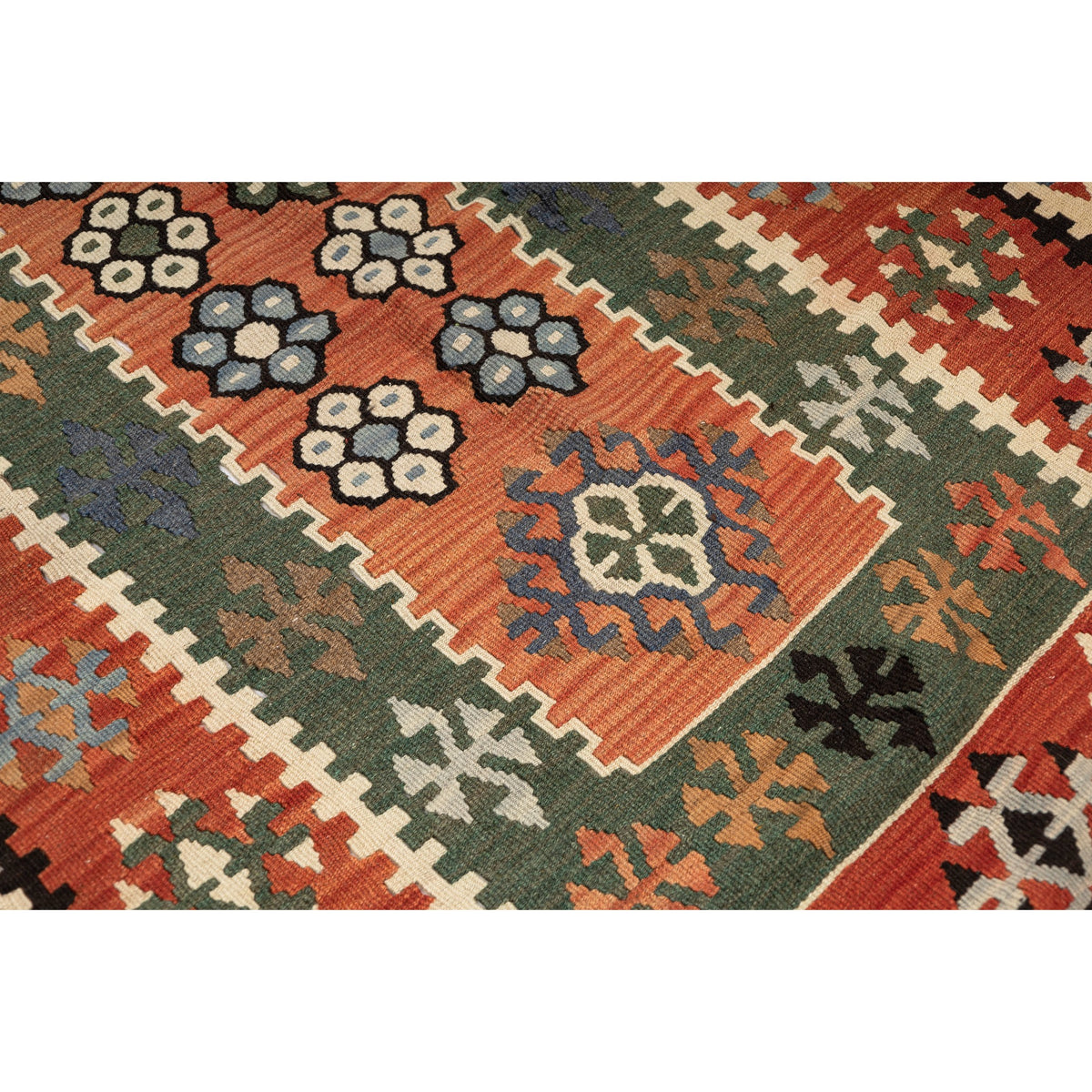 Atrasas - (3'10" x 5'8") Vintage Turkish Kilim