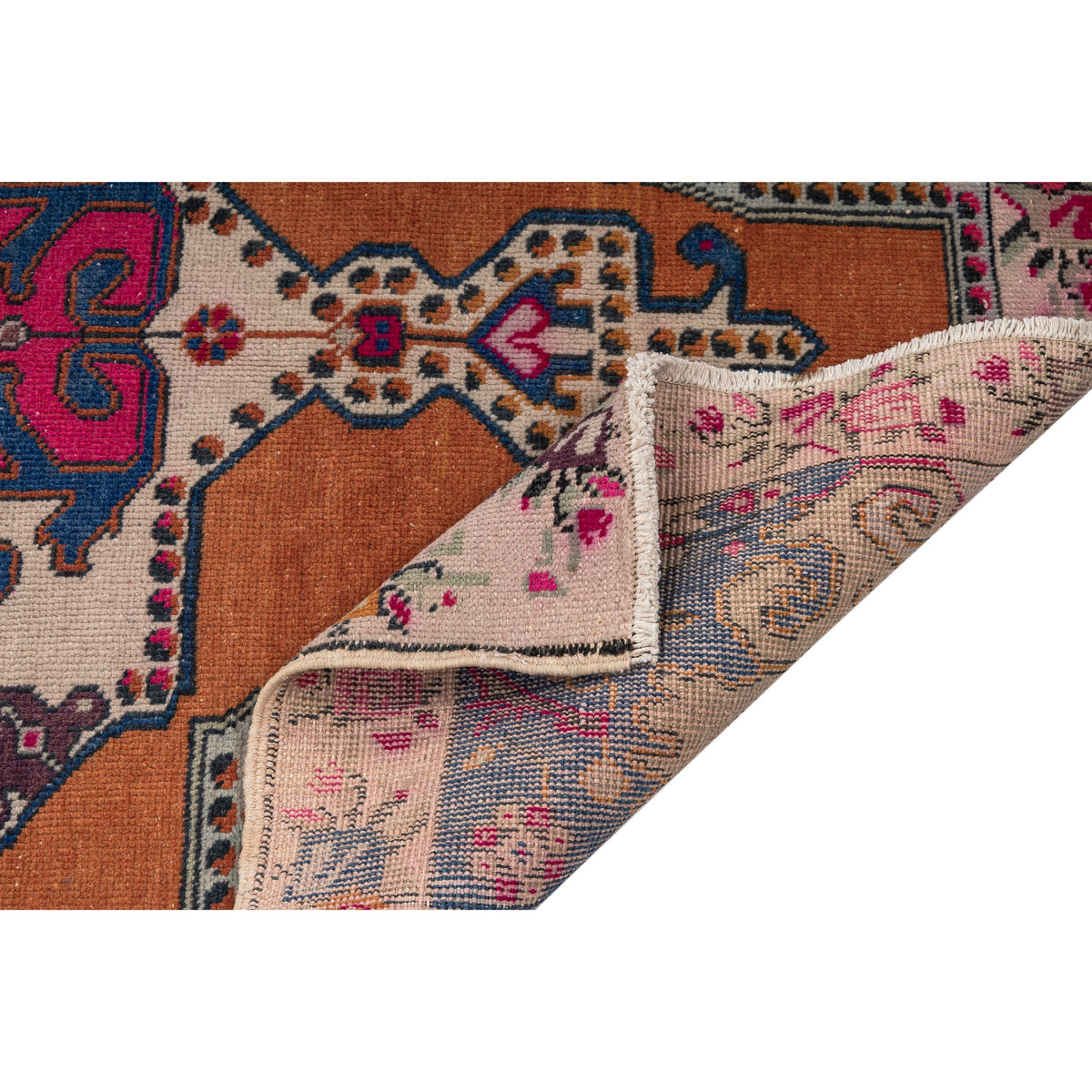 Nisibina - (4'7" x 7'10") Vintage Turkish Rug