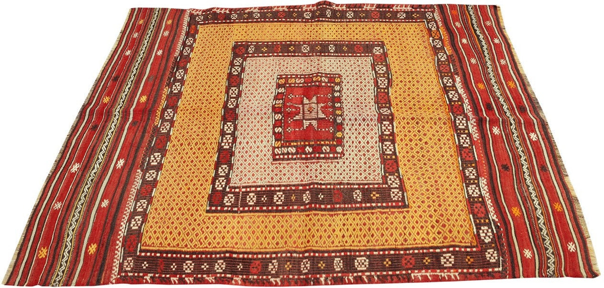 Pashali - (4'7" x 5'11") Vintage Turkish Kilim