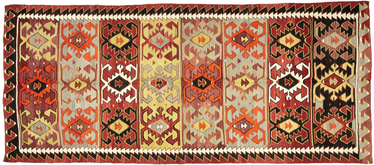 Yunak - (5'3" x 12'5") Vintage Turkish Kilim