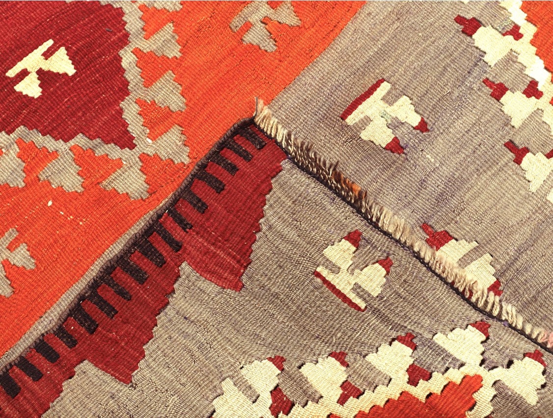 Pusath - (3'3" x 6'5") Vintage Turkish Kilim